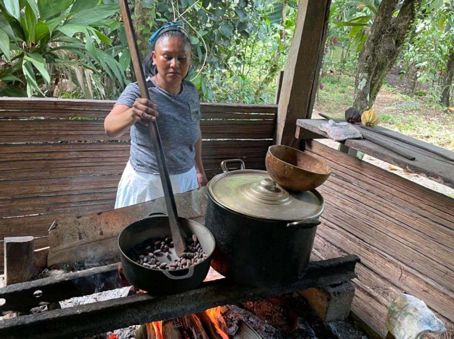 Reserva Indigena Bri Bri Chocolate Tour